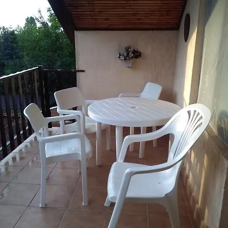 Appartamento Liza Vendeghaz Balatonfenyves